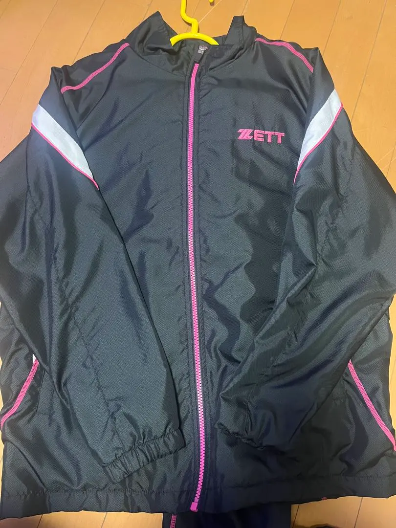 Thumbnail of ZETT Gold Line Quality Jacket, Size M, Black/Pink