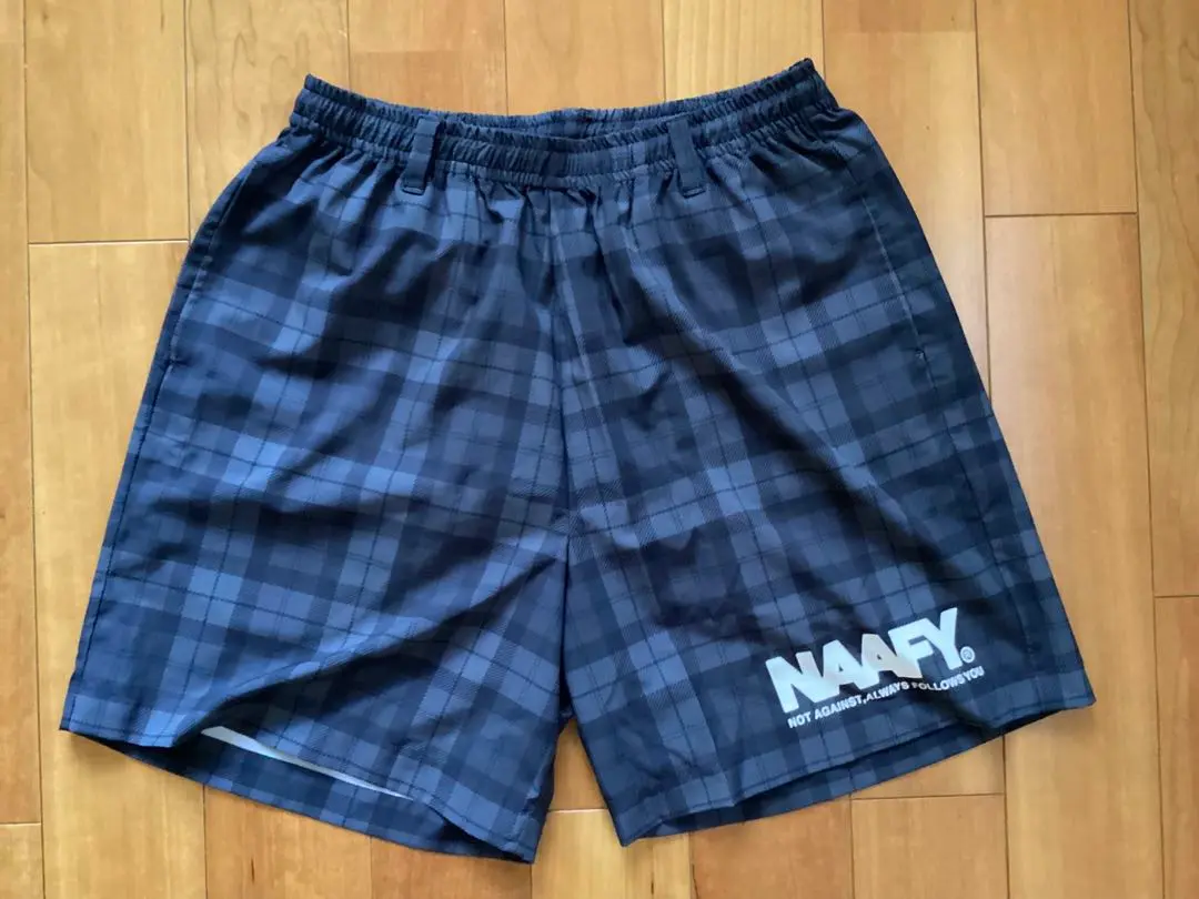 NAAFY ナーフィー　Ｍ　ゴルフ　ハーフパンツ　ショートパンツ　グレー NAAFY ナーフィー M ゴルフ ハーフパンツ ショートパンツ