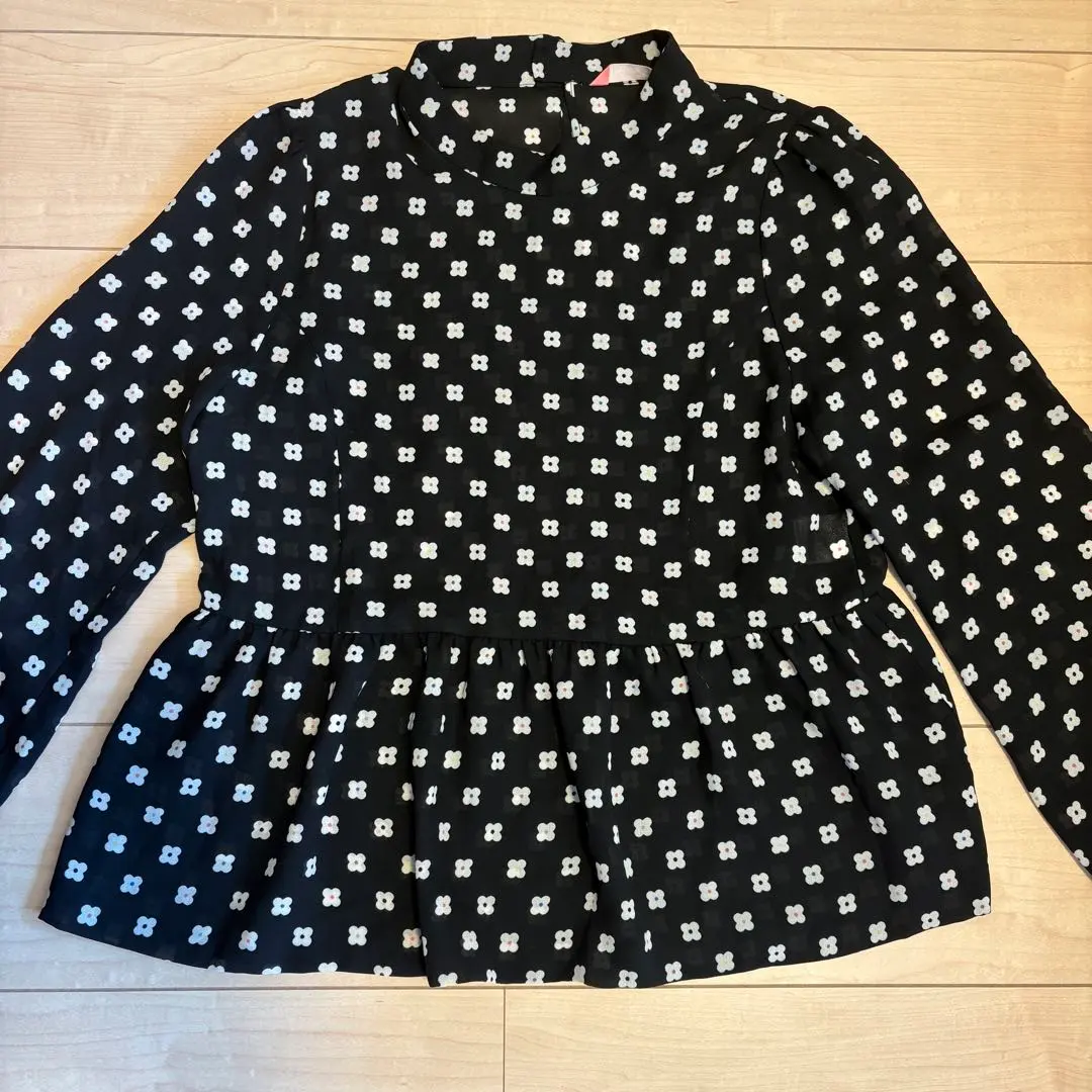 Thumbnail of Retro cute floral see-through top, black