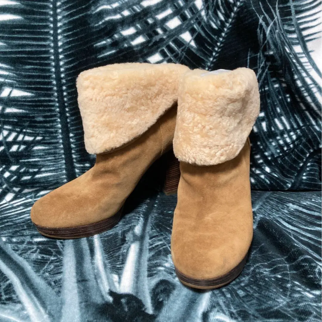 極美品 UGG ダンディライオン 1003614 ヌバック×ムートン 24cm