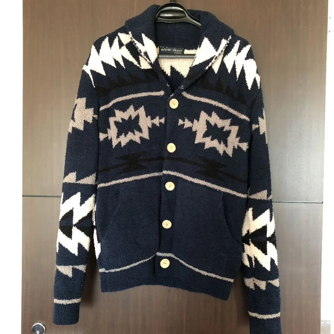 Thumbnail of Excellent condition! Barefoot Dreams Men's