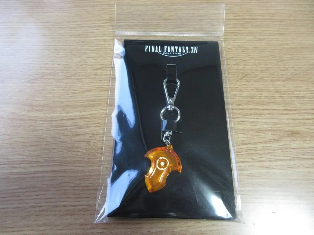 中国限定 FF14 アゼム クリスタル マグネット バッジ - メルカリ