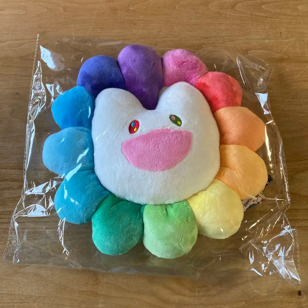 【新品】NEWJEANS×MURAKAMI FLOWER クッション【完売商品】 New Jeans x MURAKAMI Plush Flower Cushion Takashi Murakami