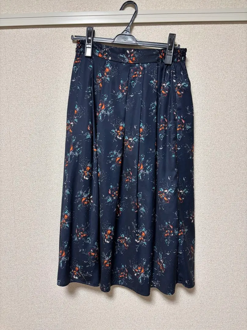 Thumbnail of Navy floral flare skirt