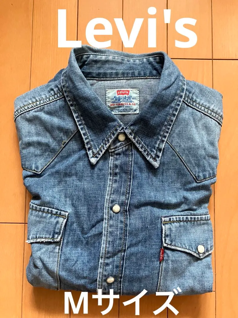 Thumbnail of M size, Levi's, 100% cotton, long sleeve, 95, denim color