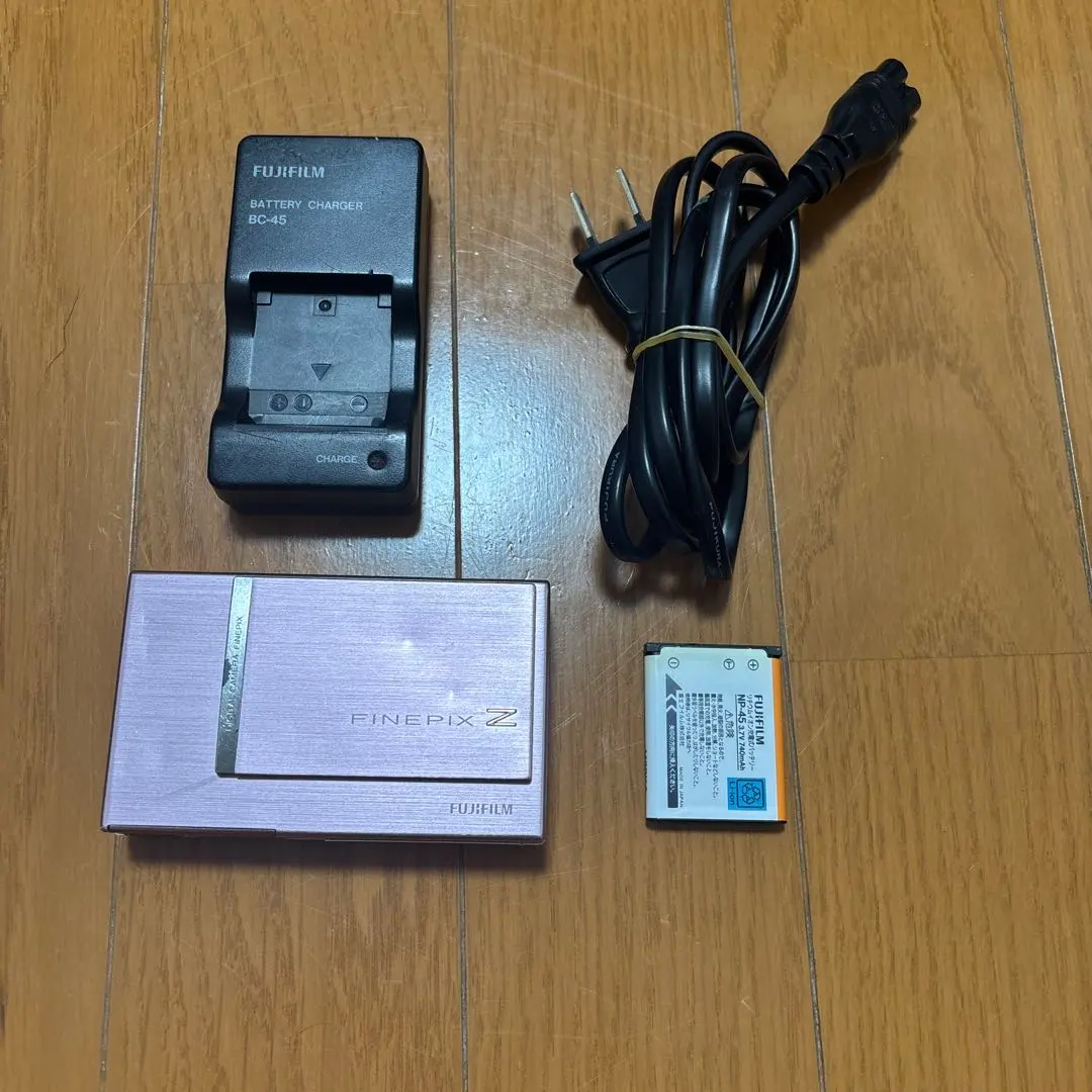 Thumbnail of FUJIFILM FINEPIX Z Z100 8.0 Megapixel Pink