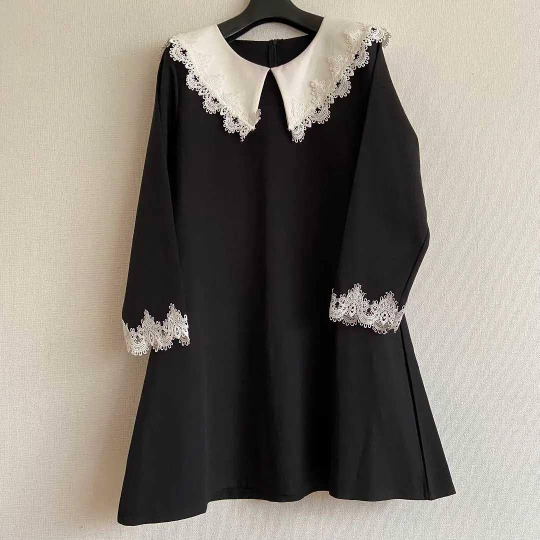 Thumbnail of Elegant dress with white collar & lace ★ Black