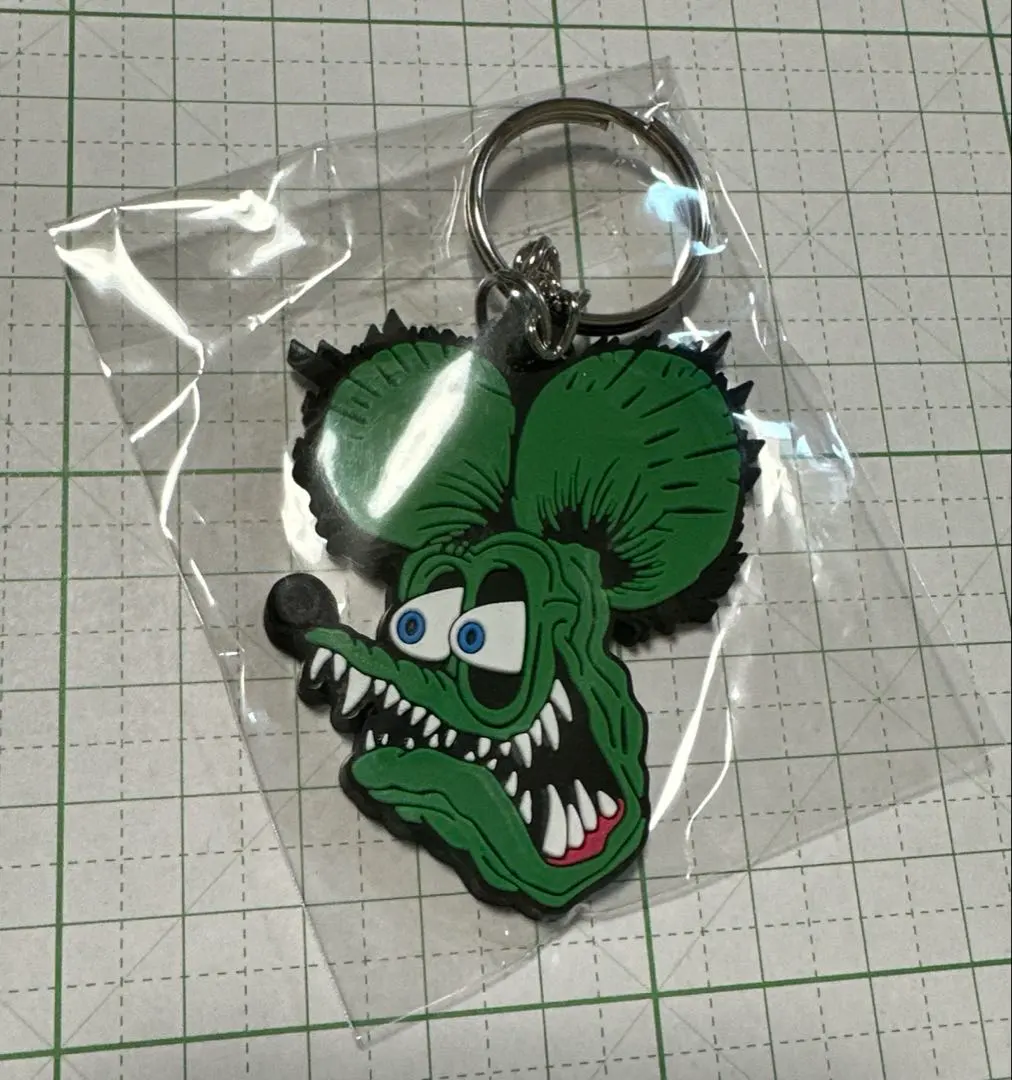 188. 老鼠芬克 橡膠鑰匙圈 的縮圖