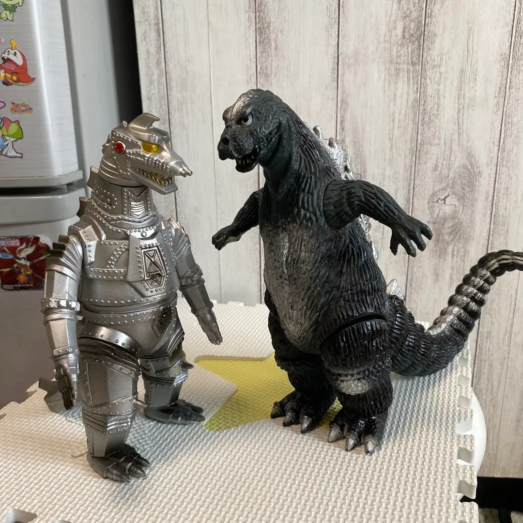 Thumbnail of Godzilla vs. Mechagodzilla Figure Set