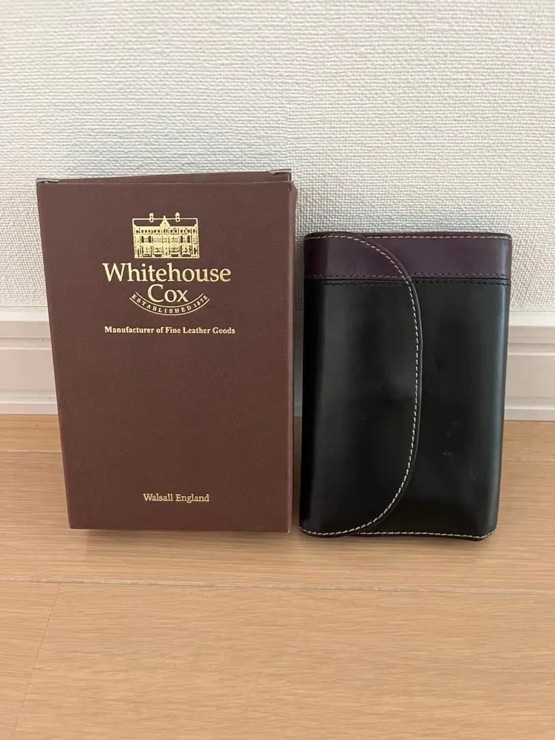 ENOYANdesu　 ホワイトハウスコックス :３つ折り財布　黒❌焦紫 3つ折り財布 ｜Whitehouse Cox｜ホワイトハウスコックス 公式