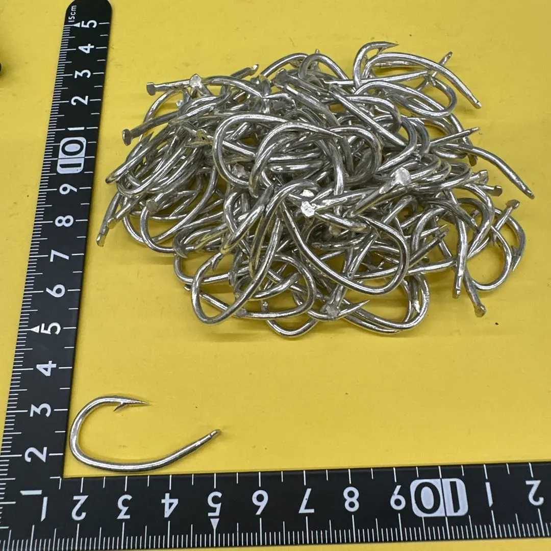 Thumbnail of Ten-hundred fishing hooks, size 21, 100 pieces, Tosa Dankichi, great price