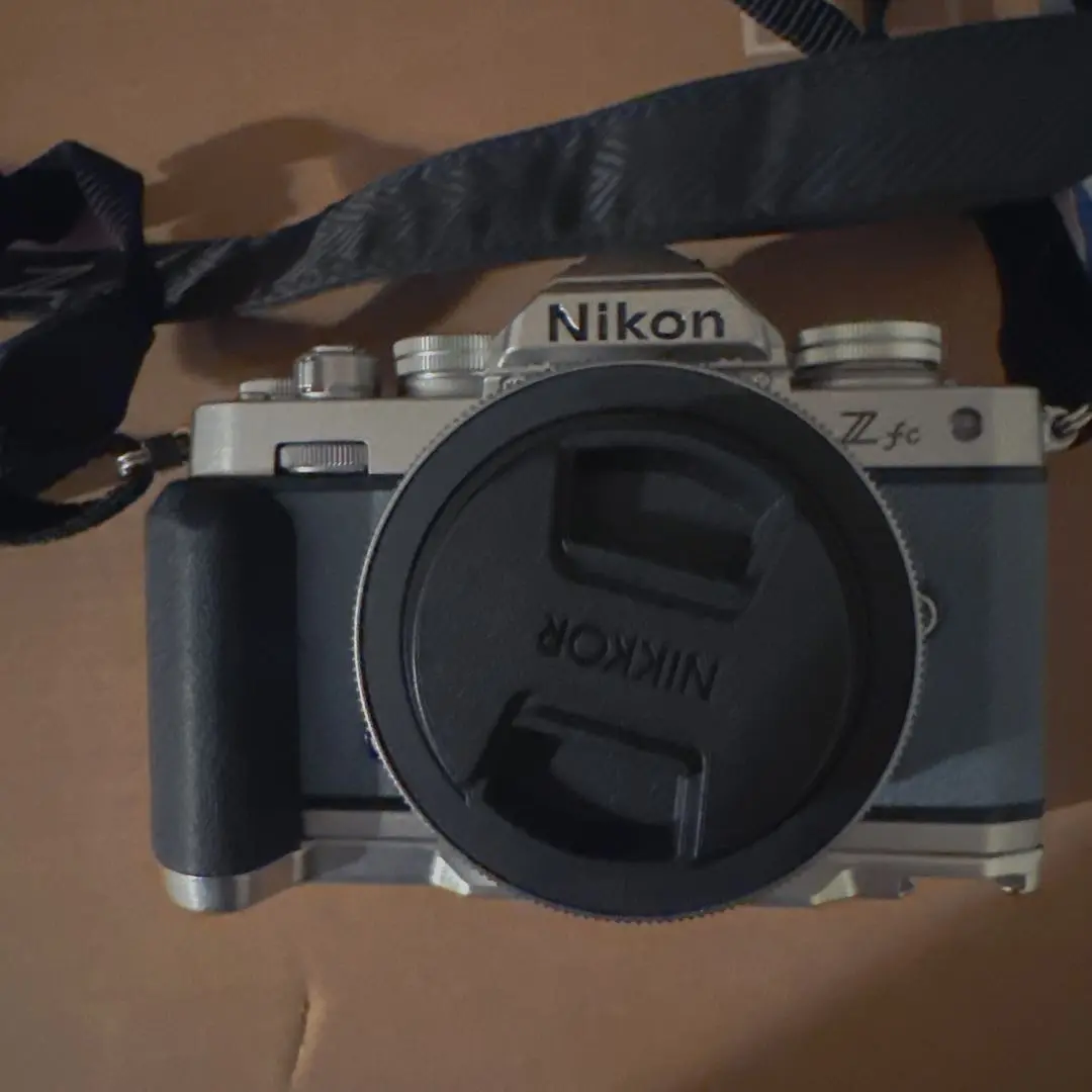 ニコン　Nikon Zfc チョークブルー Nikon(ニコン) ミラーレスカメラ Z fc レビュー。開封