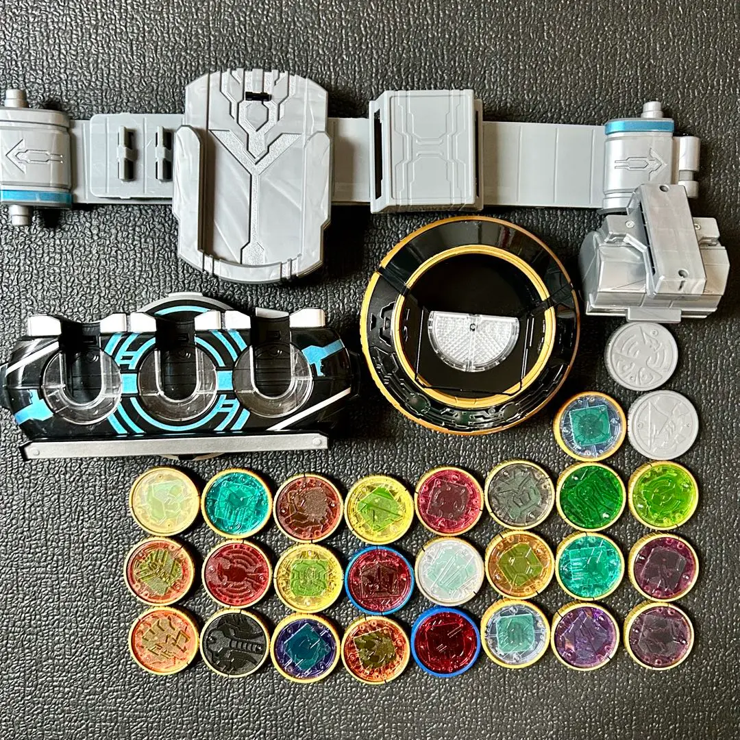 オーズベルトメダルコンプリートセット(タジャスピナー付き)大幅値下げ！ Amazon.co.jp: 仮面ライダーオーズ 10th 復活のコアメダル CSM