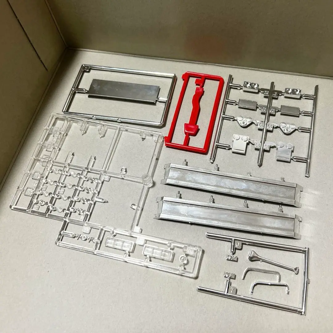 マルス製ドアバイザー、ハンドル飾り　デコトラ マルイ製】 ステンレス 鏡面×小ウロコ ドアバイザー 左右セット