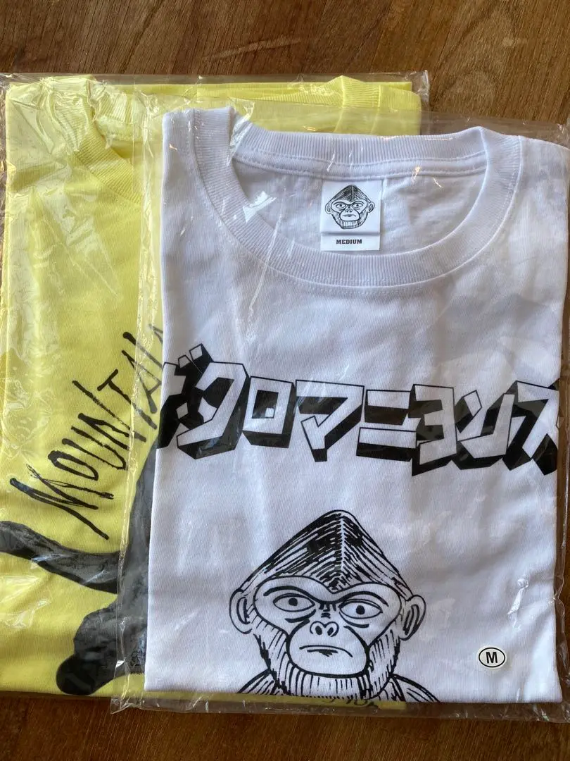 【新品未開封】 クロマニヨンズ Tシャツ(Mサイズ) 2枚 + マフラータオル 2025年最新】クロマニヨンズ タオルの人気アイテム - メルカリ