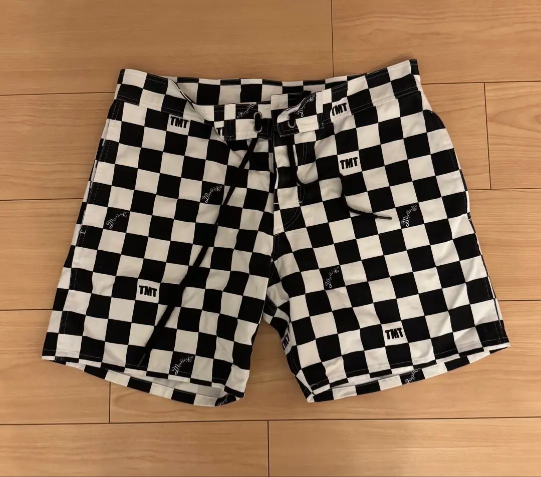 Mサイズ VANS チェッカーフラッグ ショーツ 白×黒 木村拓哉 希少 VANS チェック フラッグ柄 ショートパンツ 白×黒 木村拓哉