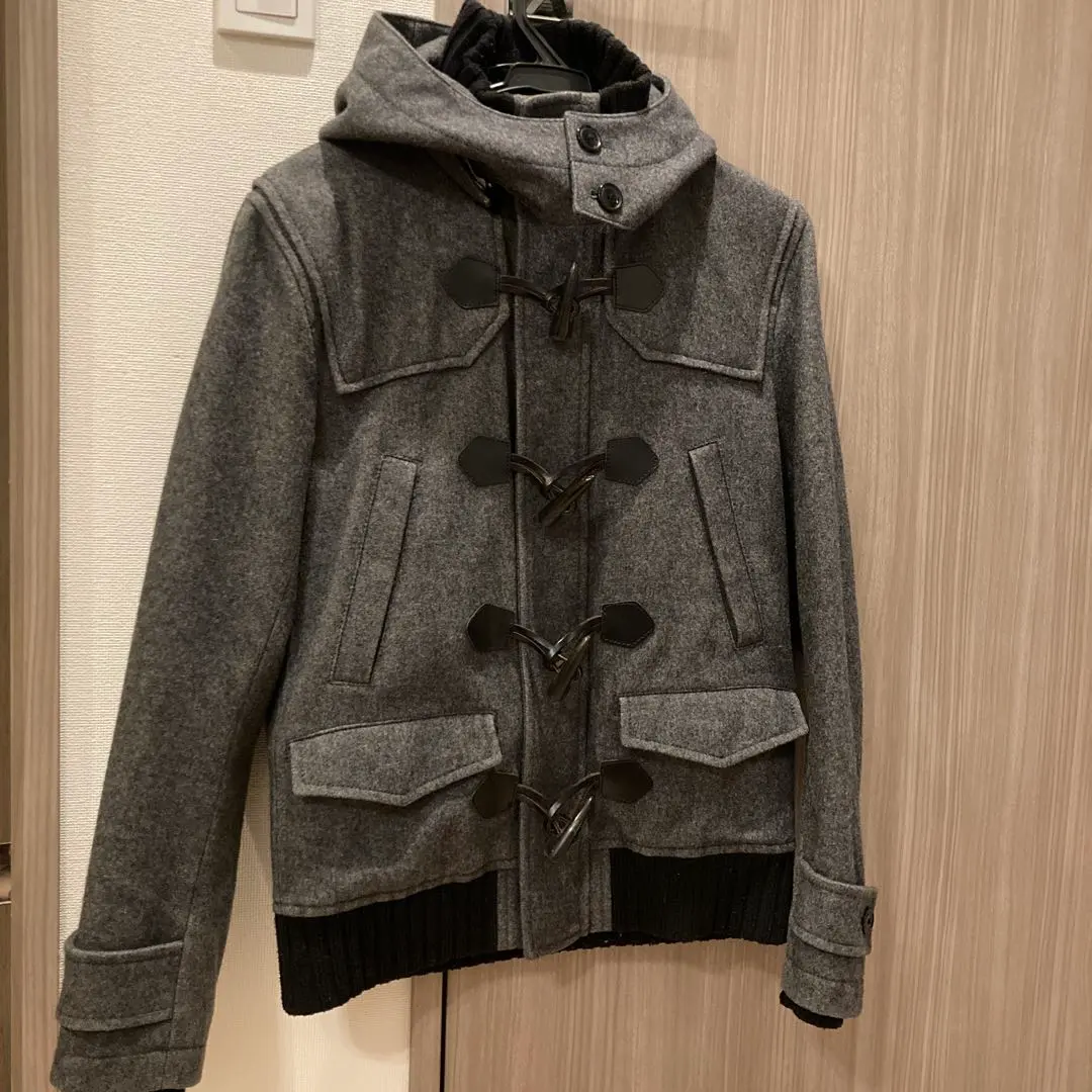 【男士】短款牛角扣大衣　メンズビギ 的縮圖