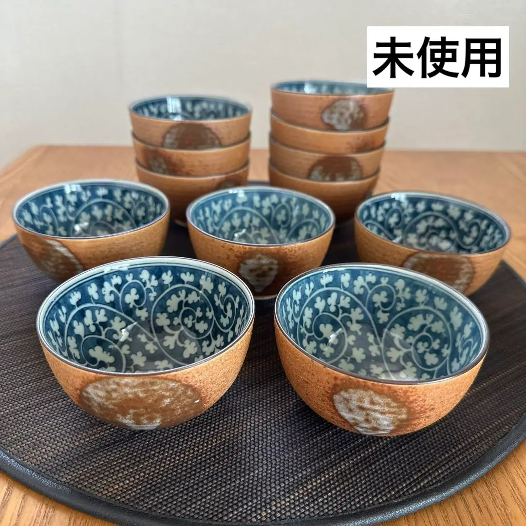 古伊万里染付蛸唐草文様　湯呑１対　湯飲み　江戸後期 江戸時代後期 古伊万里 染付 たこ唐草文 そば猪口 猪口 湯呑