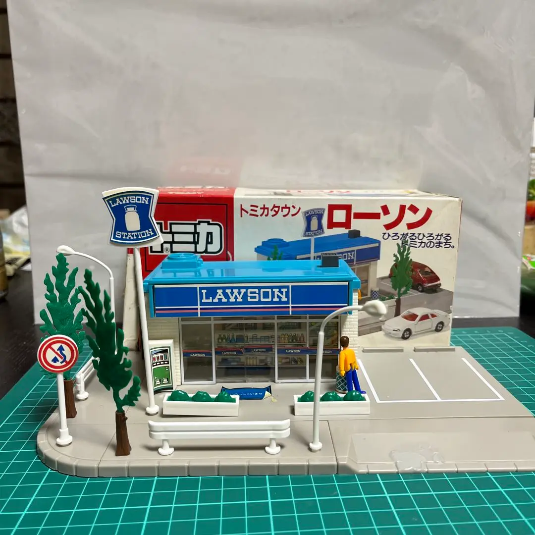 2025年最新】トミカタウン ローソンの人気アイテム - メルカリ