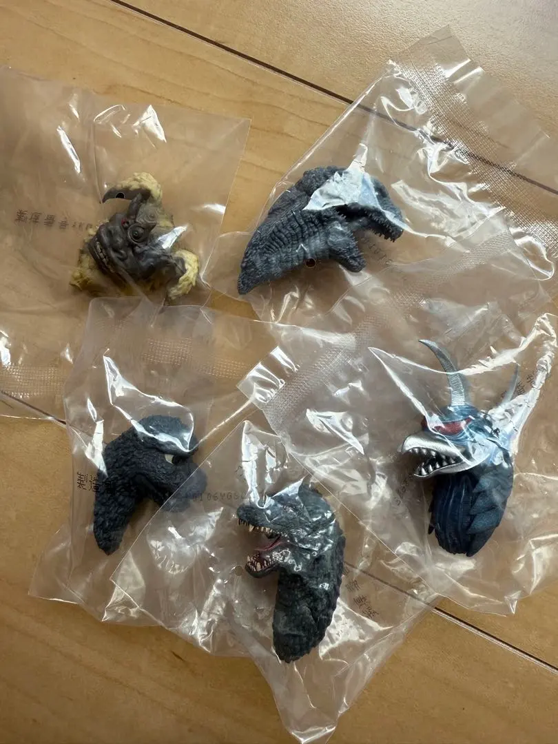 Thumbnail of Godzilla Ichiban Kuji Monster Head Magnet Set