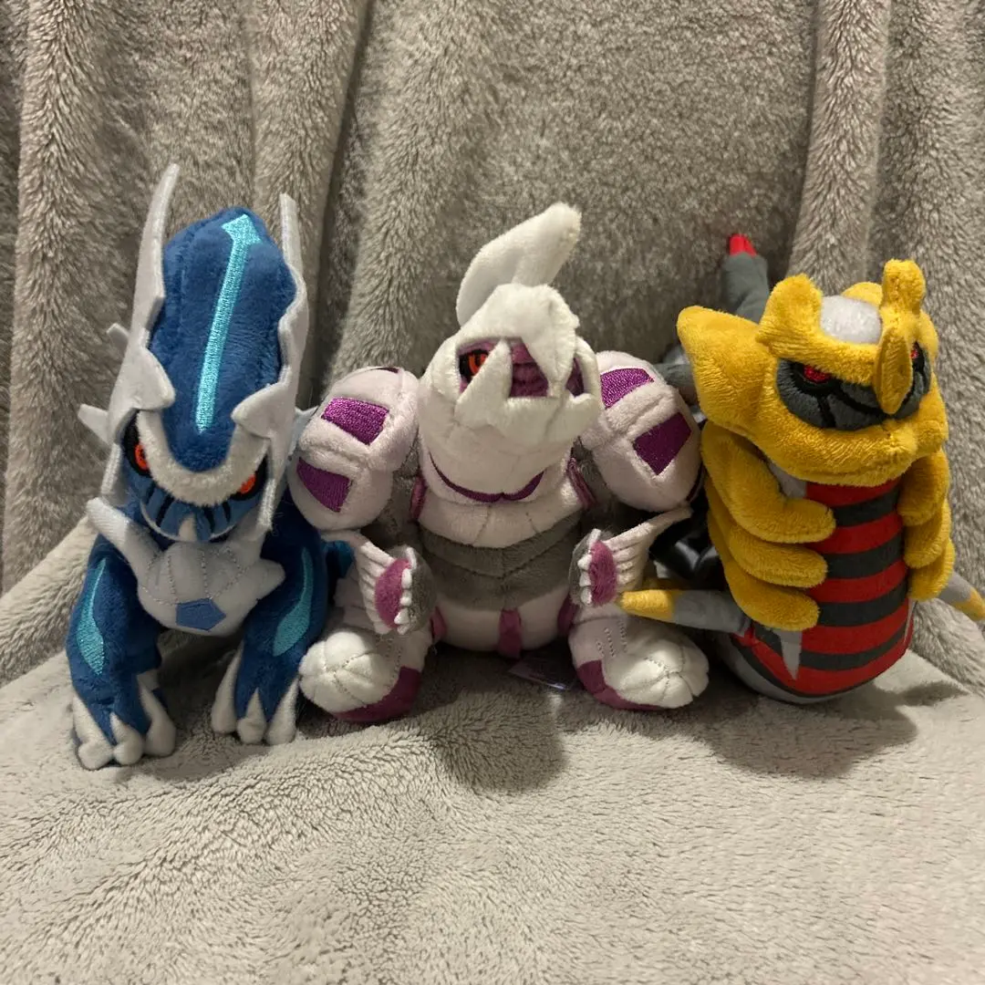 ☆ 3個一組 寶可夢中心 帝牙盧卡 帕路奇亞 騎拉帝納 玩偶 的縮圖