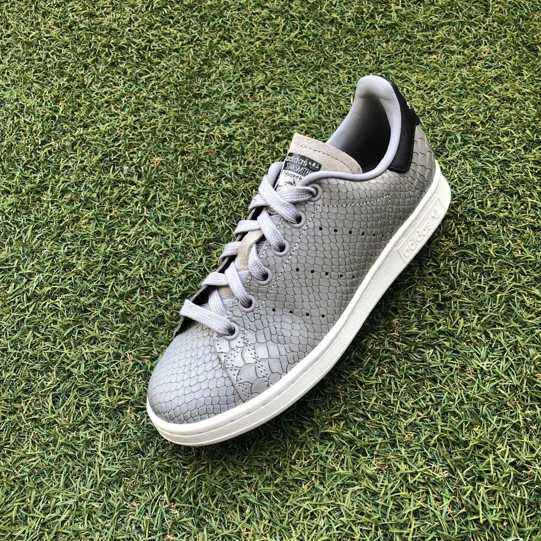 2025年最新】スタンスミス スネークの人気アイテム - メルカリ