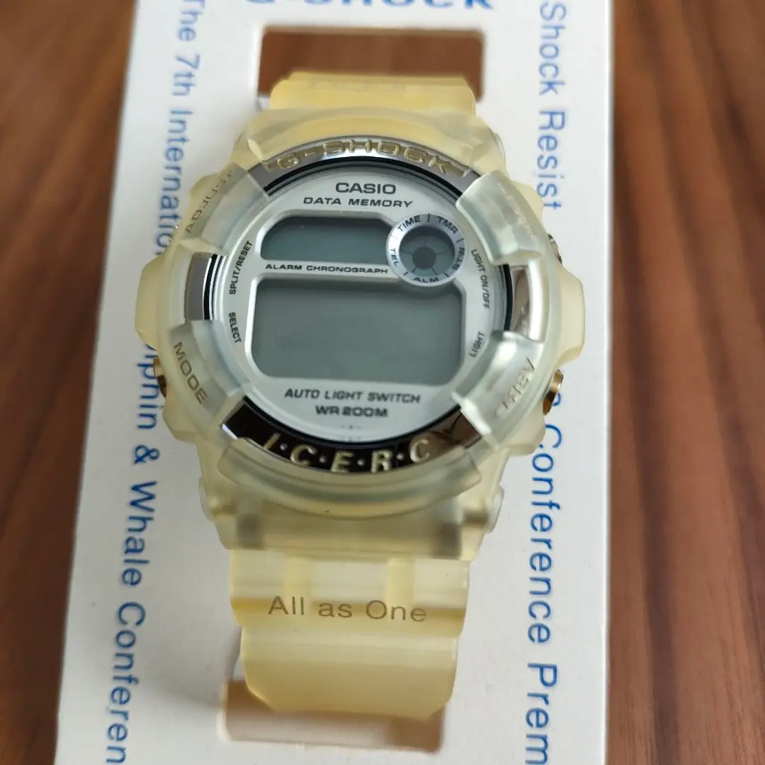 G-SHOCK ICERC クリア　人気のホワイトDW8600K美中古品　未装着 G-SHOCK ICERC クリア 人気のホワイトDW8600K美中古品 未装着