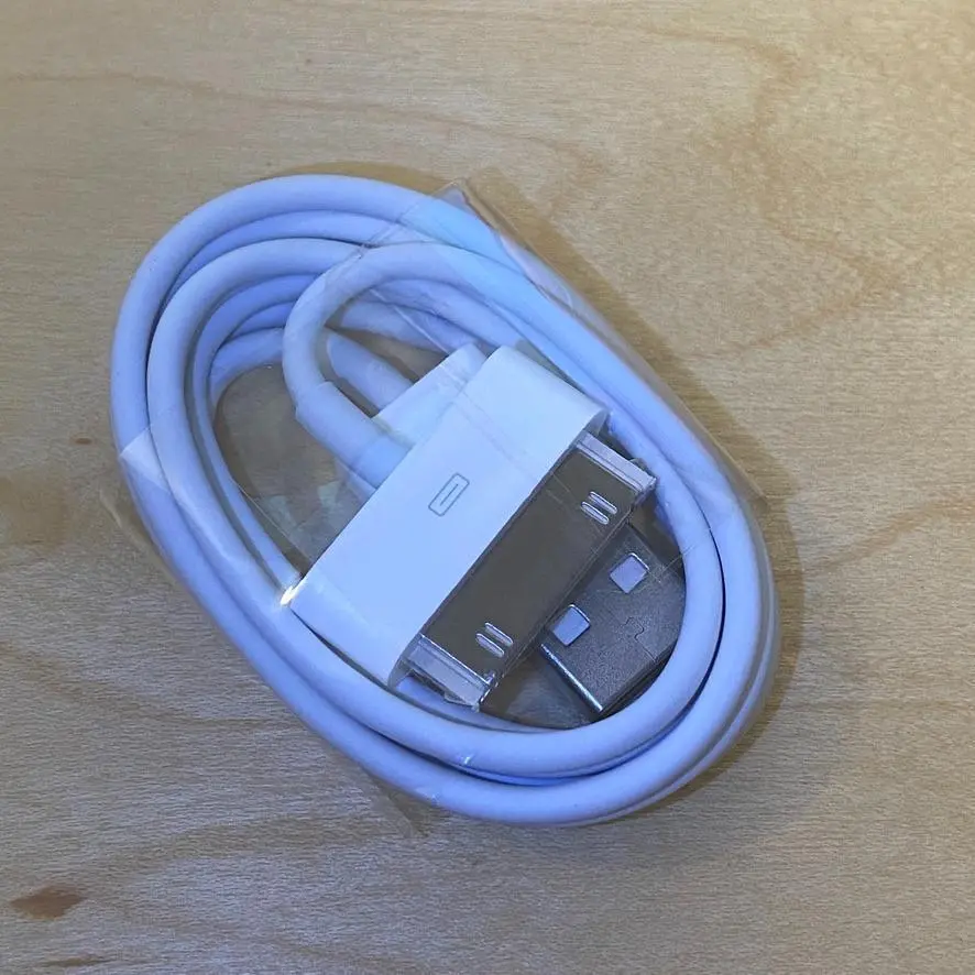 iPod Classic第5.5世代改60GB 　液晶微欠陥　電池元気 iPod Classic第5.5世代改60GB 液晶欠陥 電池元気 - メルカリ