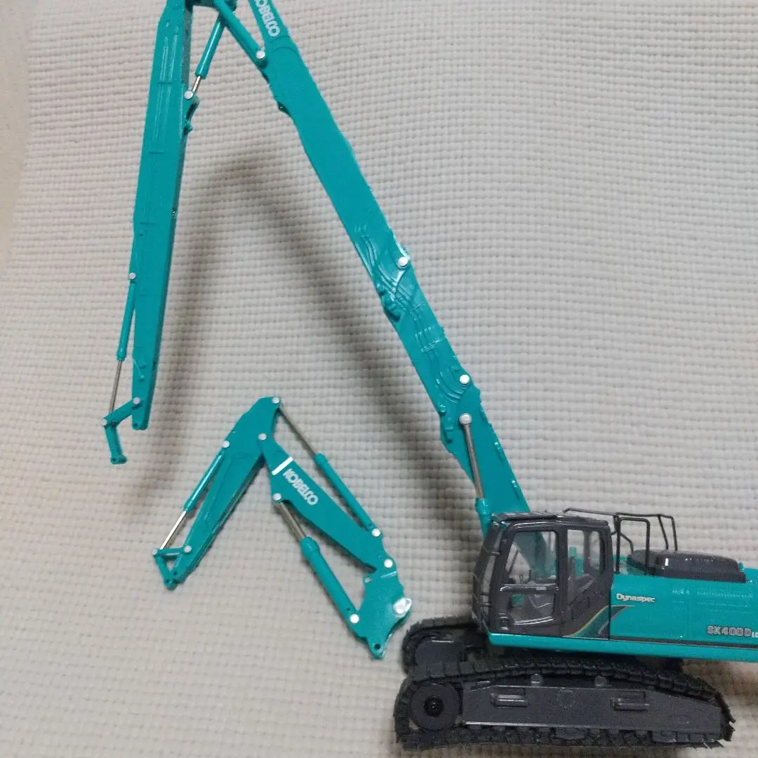 専用　KOBELCO SK200 & SK400LC スケールモデル Conventional size, exceptional performance and design