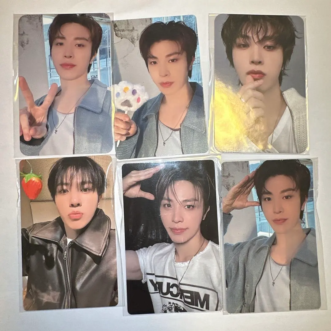 Thumbnail of TREASURE Junghwan Trading Card Set Bulk Sale