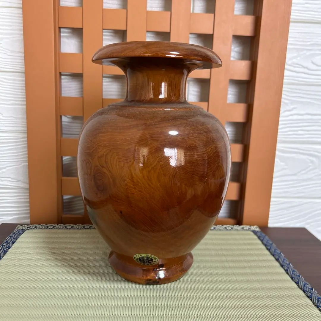 【特別価格】　屋久杉　希少　壺　花器　原　款亮作　屋久杉工芸品世界遺産 特別価格】 屋久杉 希少 壺 花器 原 款亮作 屋久杉工芸品世界