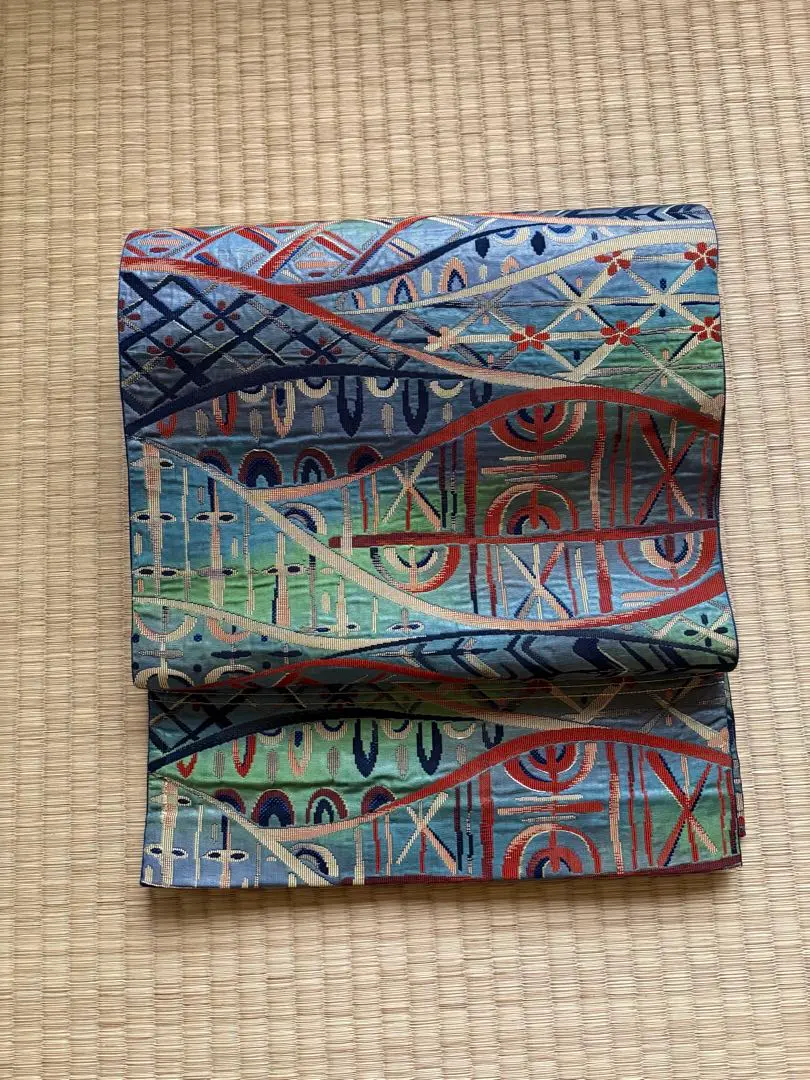 Thumbnail of Eight-sun obi with an abstract painting design
