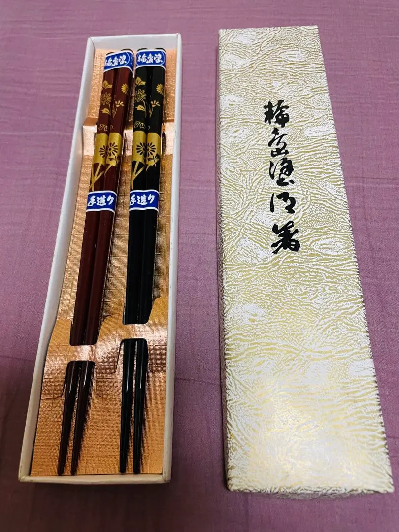 Thumbnail of Unused Wajima-nuri Lacquered Chopsticks, Pair of Two, Red and Black, Handmade Natural Wood