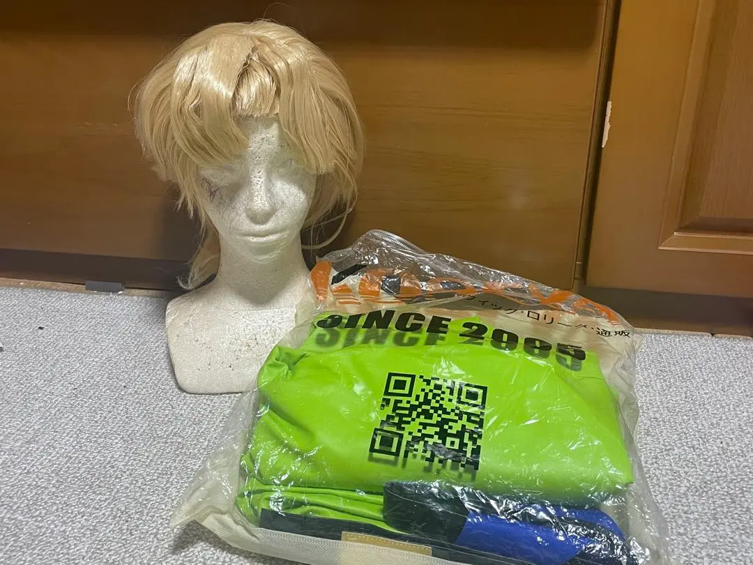 パンナコッタ・フーゴコスプレ衣装 ウィッグ Amazon.co.jp: 黄金の風 パンナコッタ・フーゴ コスプレ衣装