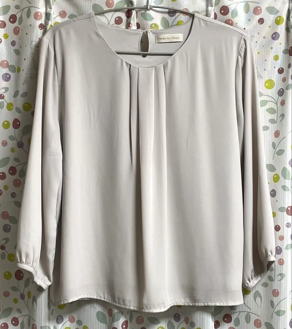 Thumbnail of ★Worn only twice★ Perfect Suit Factory 3/4 Sleeve Blouse L