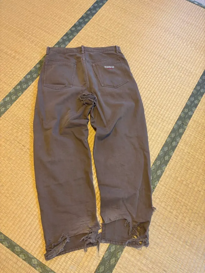 2025年最新】supreme baggy jean brownの人気アイテム - メルカリ