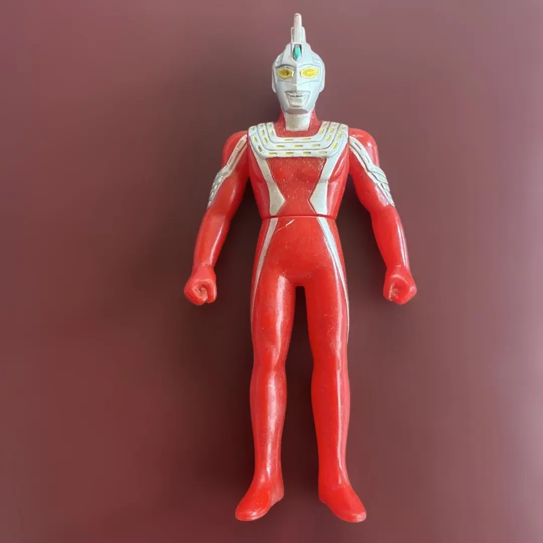 超人力霸王的夥伴（模型） 的縮圖