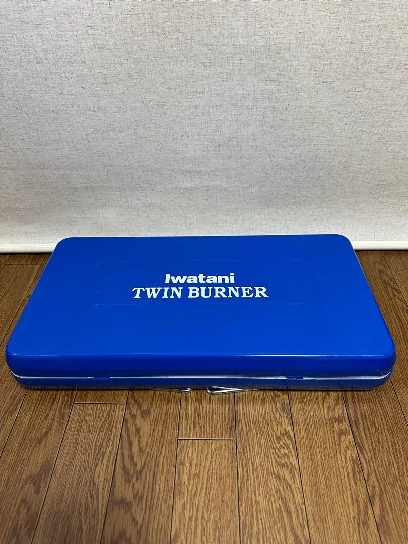 IwatanI カセットコンロ CB-6E-Z 本体 イワタニ　ツインバーナー Yahoo!オークション - IWATANI ツインバーナー CB-6E KM-6000