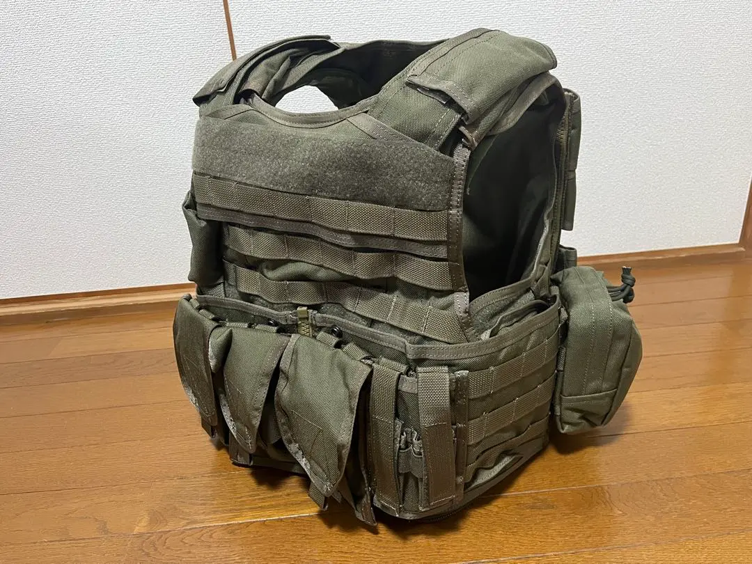 Flyye Industries プレートキャリア 付属品付きsize M m49013322741_1.jpg?1746711258