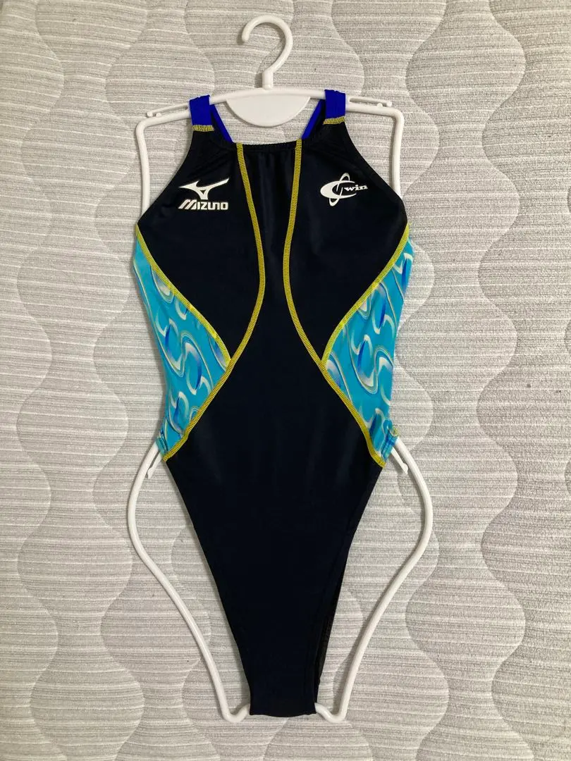 スウィン　swin スイミングスクール　M 　MIZUNO　ミズノ　競泳水着 今年も話題の スイミングスクール swin スウィン M 競泳水着