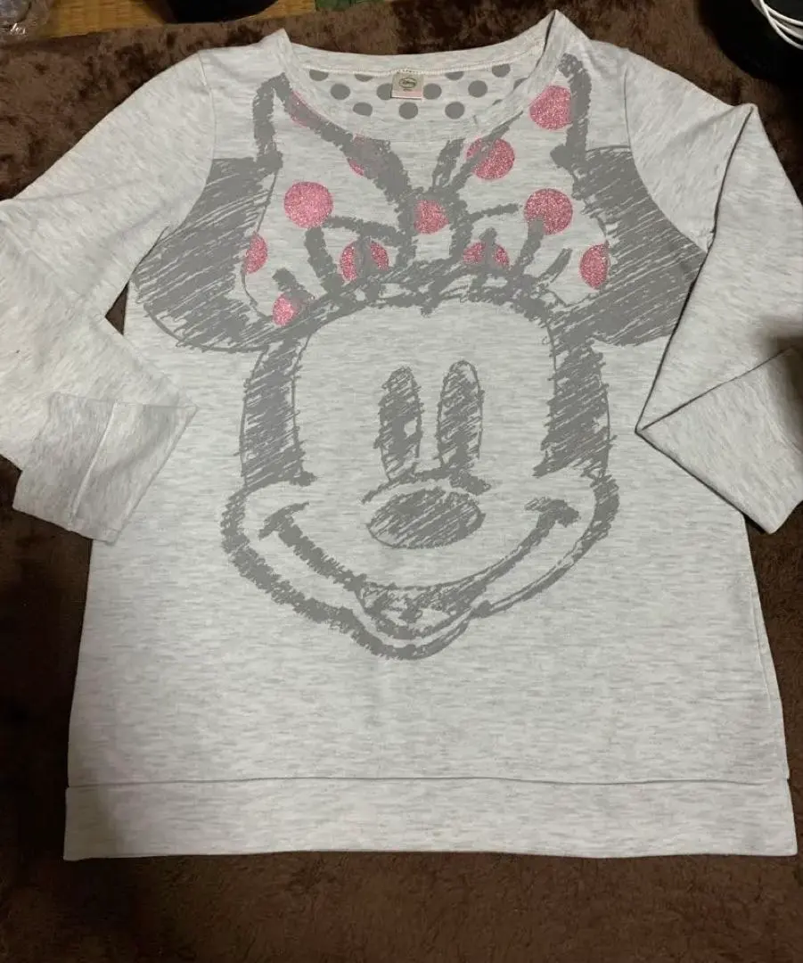 Thumbnail of Women's Minnie Mouse Gray Long Sleeve T-shirt, Size M