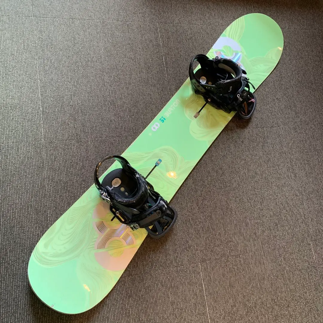 バートンCLASH 151 サロモン　ビンディング付きスノボーセット BURTON バートン CLASH 155cm ビンディングFreeStyle