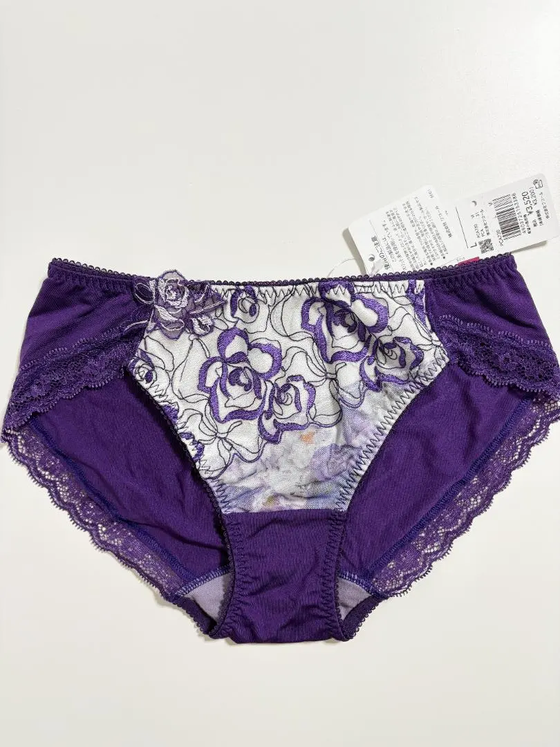 Thumbnail of New Wacoal L'ge 30 Group Shorts L Purple