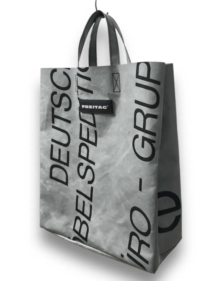 FREITAG エコバッグ グレー/レッド FREITAG リサイクルバックパック発売 | HIGHSNOBIETY.JP（ハイス