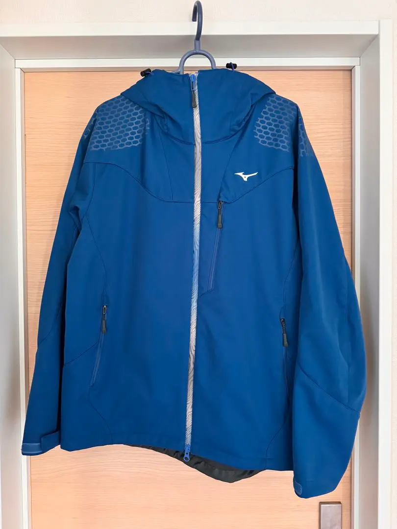 美津濃 戶外 軟殼防風外套 的縮圖