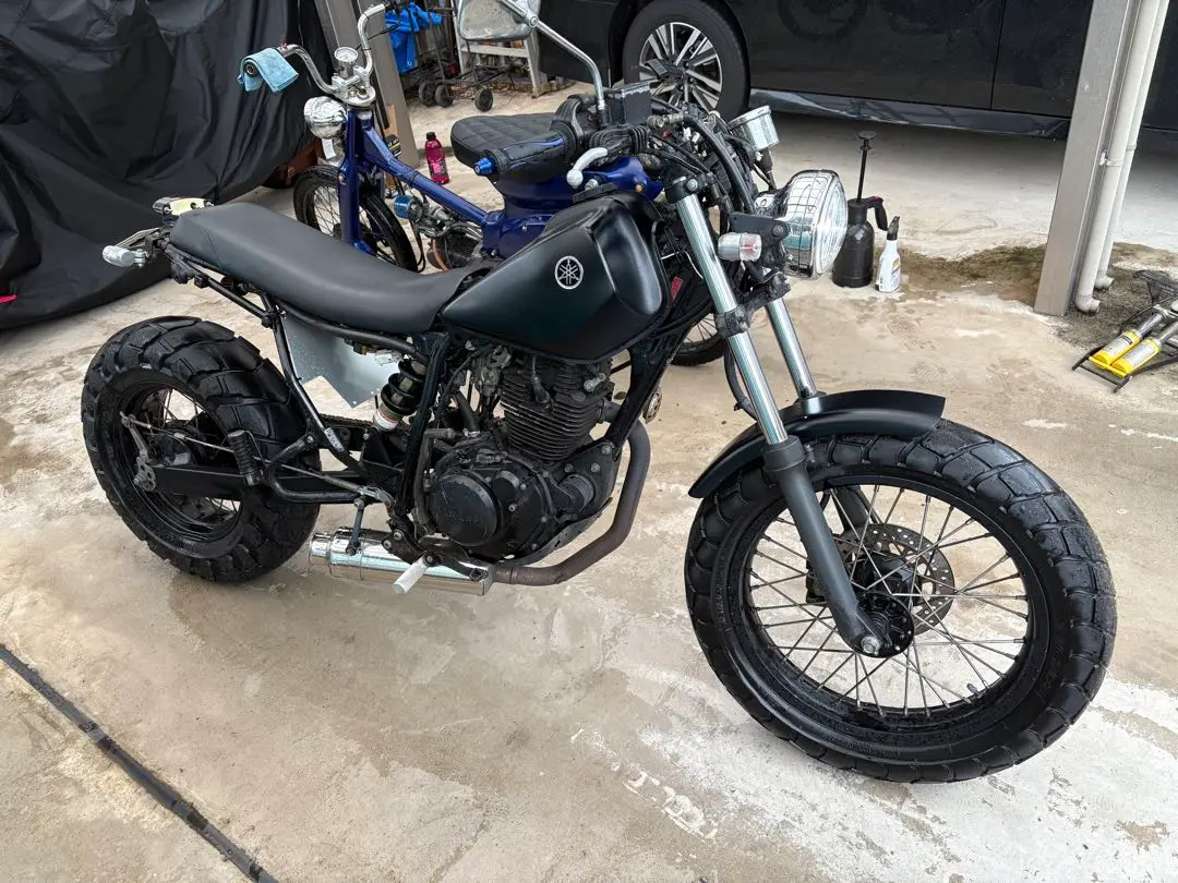 tw200 ロングスイングアーム　サスペンション付き TW200に80mmワンオフロングスイングアームを取り付けた - 鈍速巡航