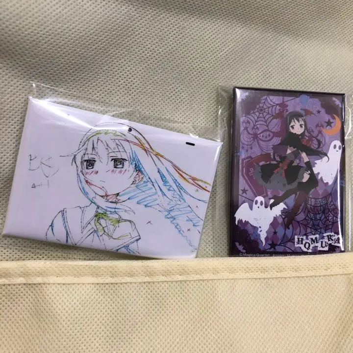 まどかマギカ MADOGATARI展 原画 缶バッジ 巴マミ 魔法少女まどか☆マギカ だけ缶 巴マミだけトレーディング缶