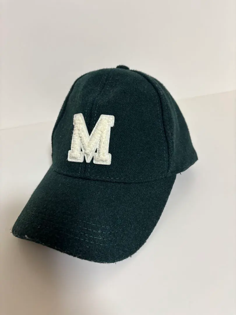 深綠色 M刺繡 棒球帽 的縮圖