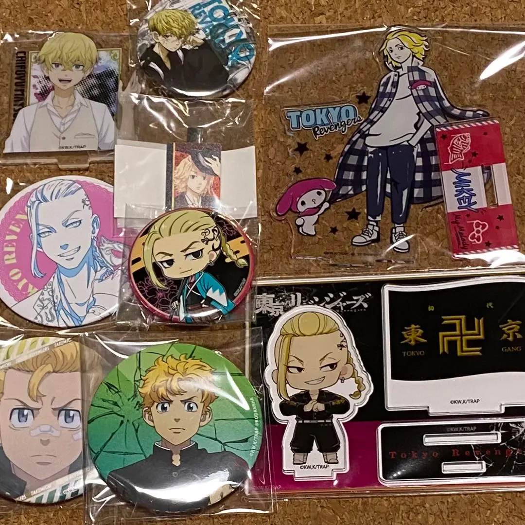 东京复仇者周边商品 捆绑出售 亚克力立牌 徽章 9件 的縮圖