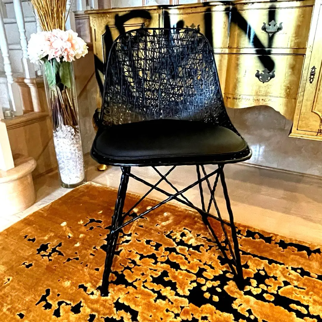ま*ン様 moooi モーイ モンスター カウンターチェア 椅子 黒 モンスターチェア｜moooi Japan｜モーイオフィシャルサイト